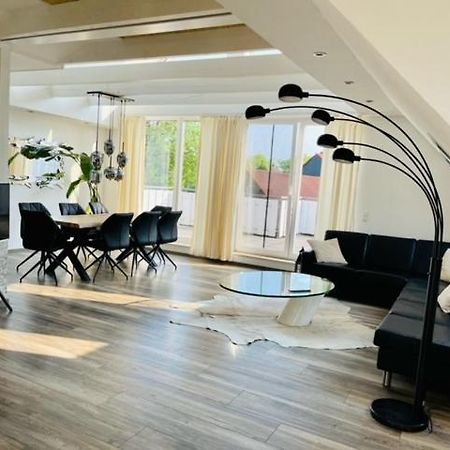 Apartment 160Qm 5 Schlafzimmer 1 Wohnzimmer Terrasse Und Balkon Wilhelmshaven Buitenkant foto