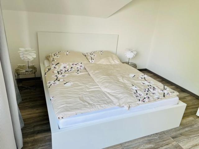 Apartment 160Qm 5 Schlafzimmer 1 Wohnzimmer Terrasse Und Balkon Wilhelmshaven Buitenkant foto