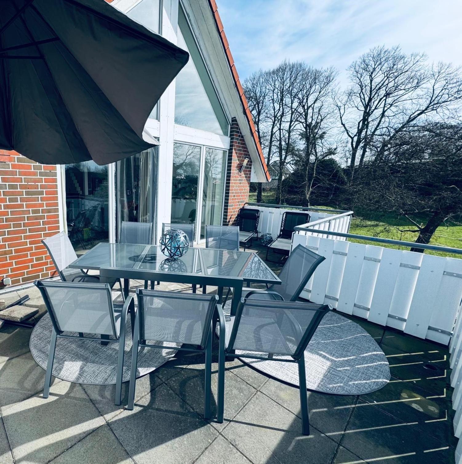 Apartment 160Qm 5 Schlafzimmer 1 Wohnzimmer Terrasse Und Balkon Wilhelmshaven Buitenkant foto